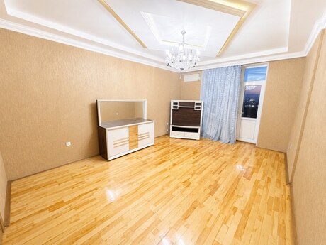3-комн. новостройка - м. Халглар Достлугу - 105 м²