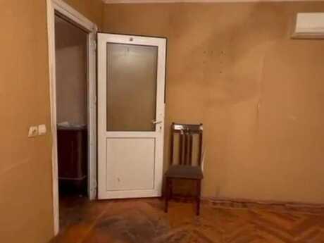 2-комн. вторичка - м. Элмляр Академиясы - 38 м²
