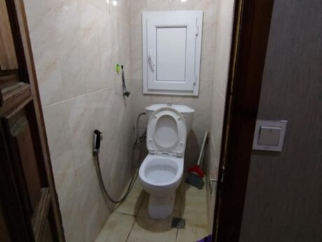 3 otaqlı köhnə tikili - Memar Əcəmi m. - 90 m²