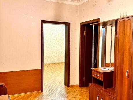 3-комн. новостройка - м. Низами - 93 м²
