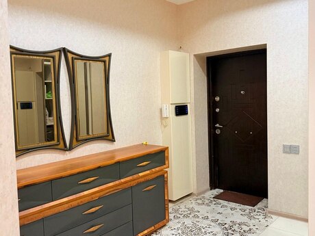 3-комн. новостройка - м. Шах Исмаил Хатаи - 157 м²