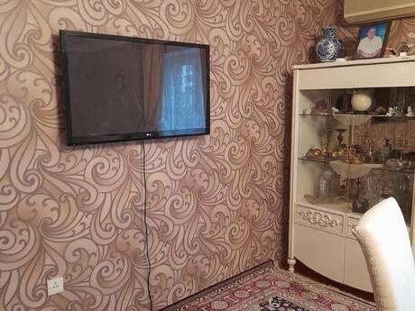 3 otaqlı köhnə tikili - İnşaatçılar m. - 58 m²