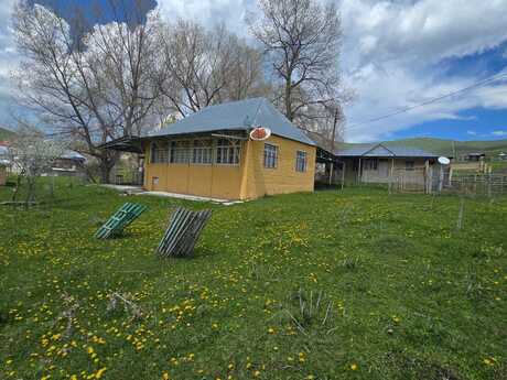 3 otaqlı həyət evi/bağ evi - Daşkəsən - 150 m²