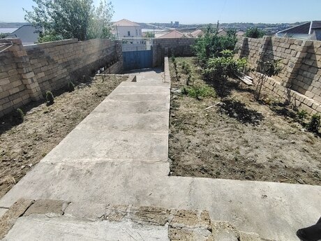 5 otaqlı həyət evi/bağ evi - Novxanı q. - 100 m²