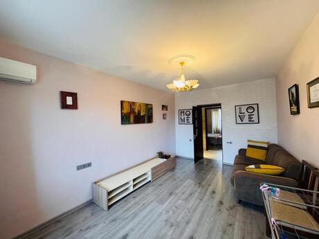 2 otaqlı köhnə tikili - İçəri Şəhər m. - 70 m²