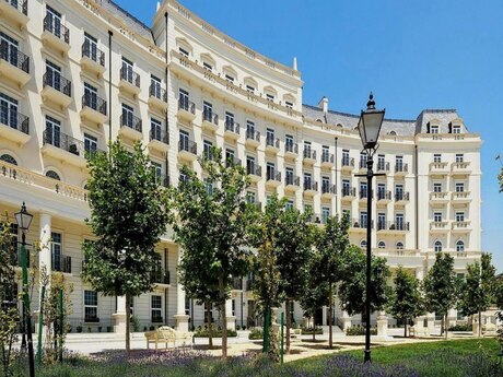 4 otaqlı yeni tikili - Ağ şəhər q. - 145 m²