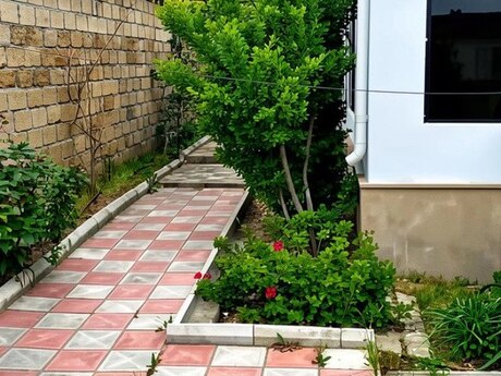 4-комн. дом/дача - пос. Нардаран - 120 м²