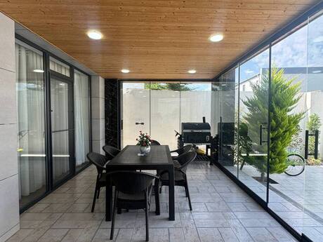 4 otaqlı həyət evi/bağ evi - Mərdəkan q. - 170 m²