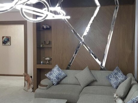 4 otaqlı yeni tikili - Elmlər Akademiyası m. - 190 m²