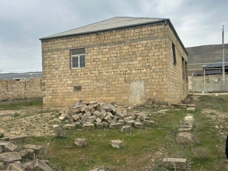 3 otaqlı həyət evi/bağ evi - Qobu q. - 100 m²