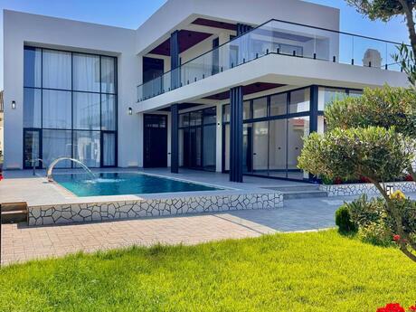 5 otaqlı həyət evi/bağ evi - Mərdəkan q. - 350 m²