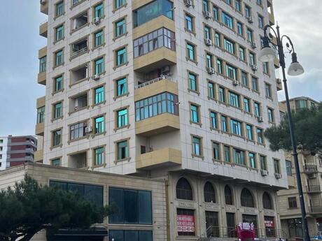 4 otaqlı yeni tikili - Memar Əcəmi m. - 140 m²