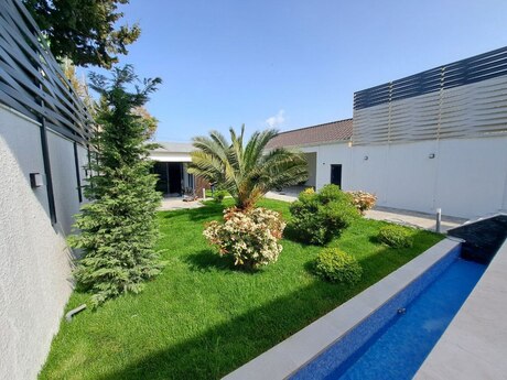 5 otaqlı həyət evi/bağ evi - Mərdəkan q. - 250 m²