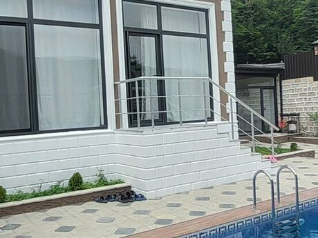 5 otaqlı həyət evi/bağ evi - Quba - 240 m²