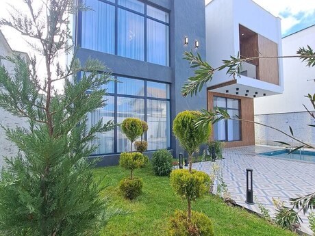 5 otaqlı həyət evi/bağ evi - Mərdəkan q. - 230 m²