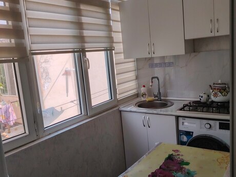 2-комн. вторичка - м. Мемар Аджеми - 42 м²