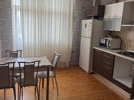 3 otaqlı yeni tikili - İnşaatçılar m. - 120 m²