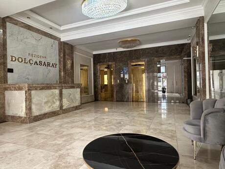 4 otaqlı yeni tikili - 28 May m. - 235 m²