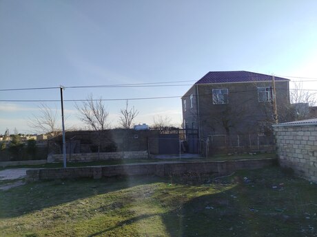 5 otaqlı həyət evi/bağ evi - Hövsan q. - 180 m²