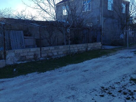5 otaqlı həyət evi/bağ evi - Hövsan q. - 180 m²