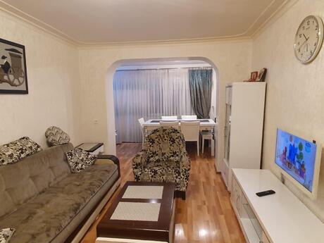 2 otaqlı köhnə tikili - Elmlər Akademiyası m. - 50 m²