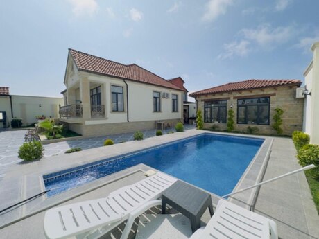 5 otaqlı həyət evi/bağ evi - Mərdəkan q. - 160 m²