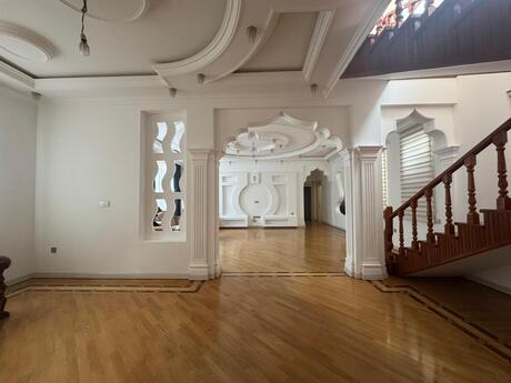 8 otaqlı yeni tikili - Nərimanov r. - 240 m²