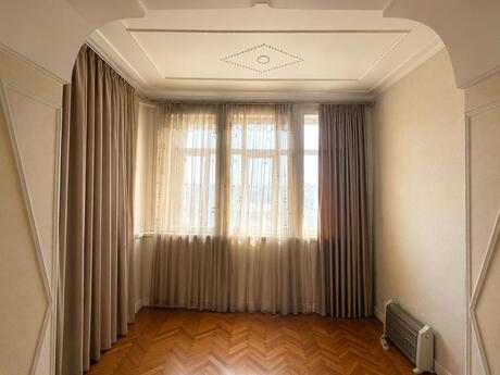2 otaqlı köhnə tikili - Nərimanov r. - 52 m²