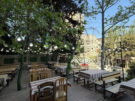 Obyekt - Memar Əcəmi m. - 140 m²