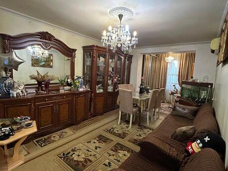 Elan №6125130 - Bakı, Elmlər Akademiyası m., 3 otaqlı, 80 m², 3/5 mərtəbə