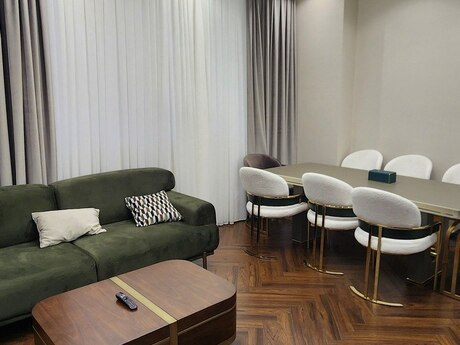 3 otaqlı yeni tikili - Ağ şəhər q. - 120 m²