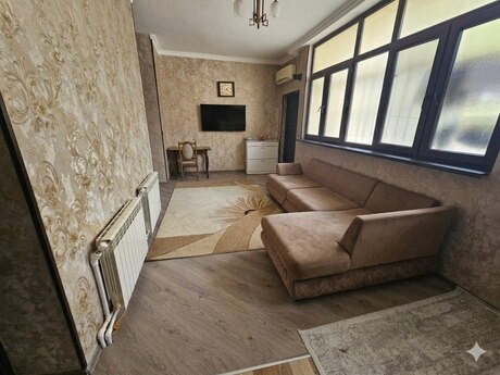 2 otaqlı köhnə tikili - Nəriman Nərimanov m. - 66 m²