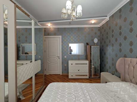 3 otaqlı yeni tikili - Bakıxanov q. - 78 m²