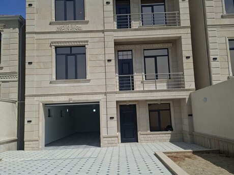 5 otaqlı həyət evi/bağ evi - Qaraçuxur q. - 330 m²