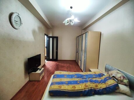 3 otaqlı yeni tikili - 8 Noyabr m. - 88 m²