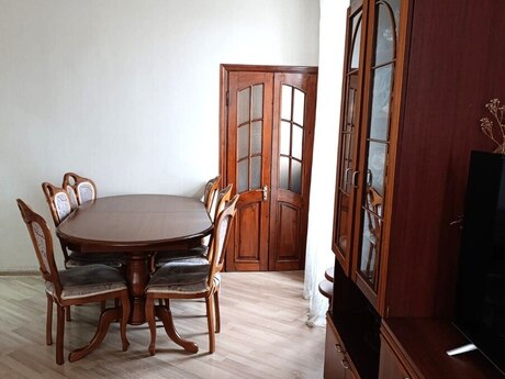 3 otaqlı köhnə tikili - Nəriman Nərimanov m. - 54 m²