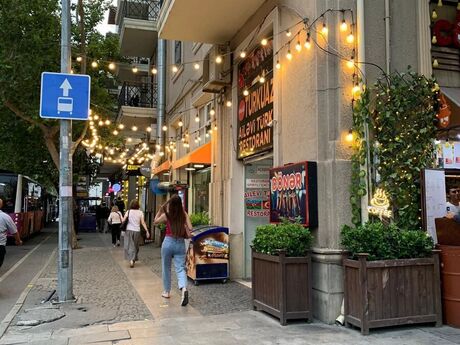 4 otaqlı köhnə tikili - 28 May m. - 90 m²