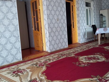 6 otaqlı həyət evi/bağ evi - Ağstafa - 100 m²