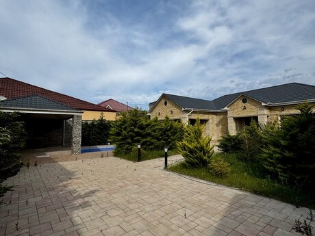 4 otaqlı həyət evi/bağ evi - Mərdəkan q. - 190 m²