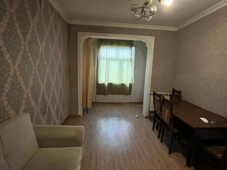 2 otaqlı köhnə tikili - 20 Yanvar m. - 50 m²