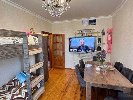 2 otaqlı köhnə tikili - Yeni Günəşli q. - 55 m²