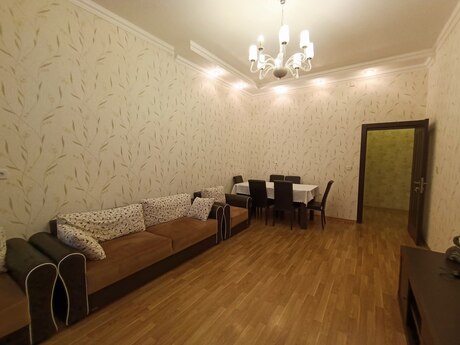 3 otaqlı köhnə tikili - Elmlər Akademiyası m. - 70 m²