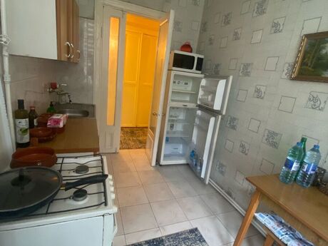 2 otaqlı köhnə tikili - İçəri Şəhər m. - 60 m²