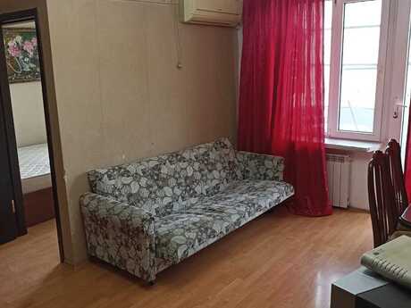 2 otaqlı köhnə tikili - Nizami m. - 37 m²