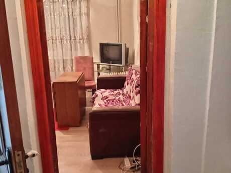 2 otaqlı köhnə tikili - Elmlər Akademiyası m. - 38 m²