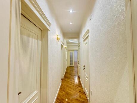 4 otaqlı yeni tikili - Nəriman Nərimanov m. - 155 m²