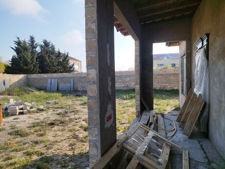6 otaqlı həyət evi/bağ evi - Albalılıq q. - 300 m²