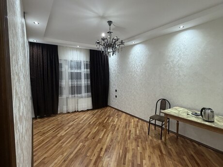 3 otaqlı köhnə tikili - Xətai r. - 85 m²
