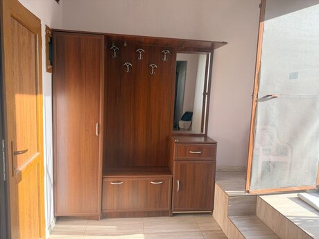 3 otaqlı həyət evi/bağ evi - İnşaatçılar m. - 110 m²
