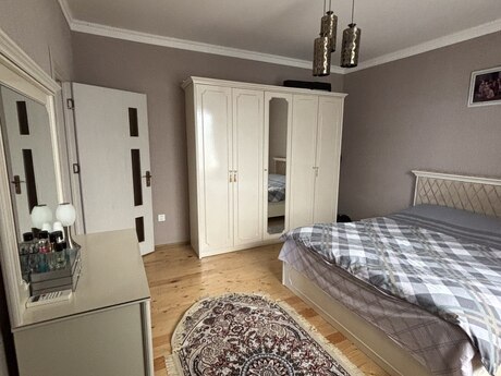 4 otaqlı həyət evi/bağ evi - Mərdəkan q. - 110 m²